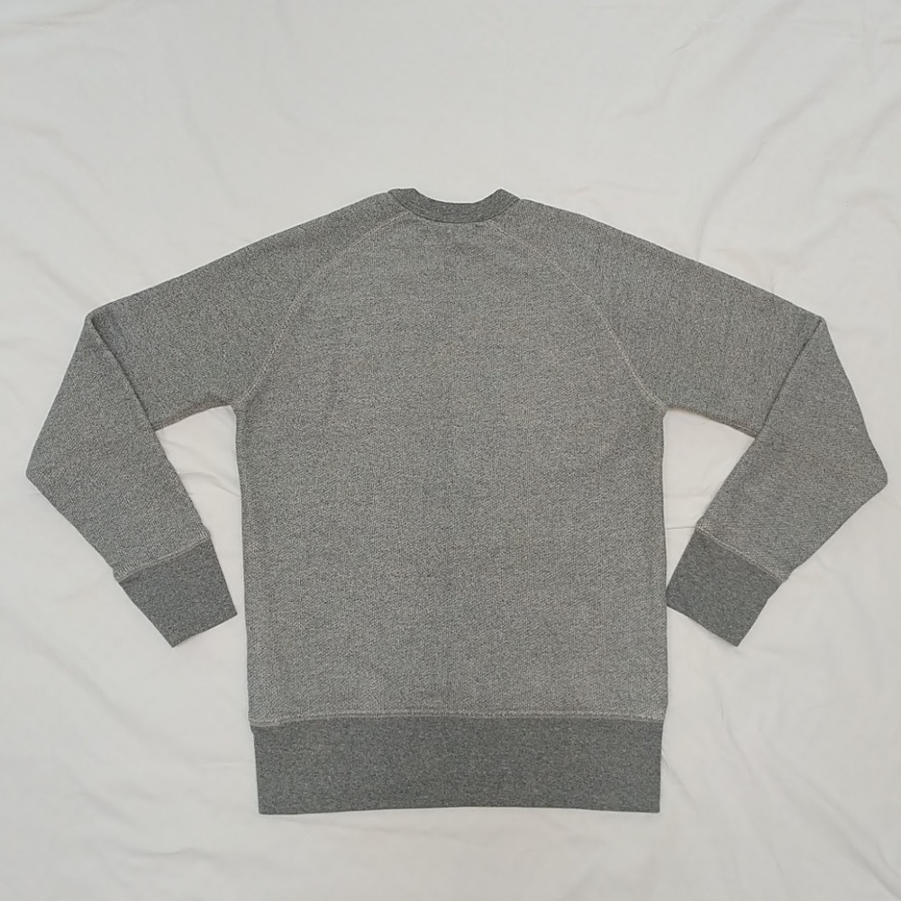 Levi's Sweater - Picture 3 of 4